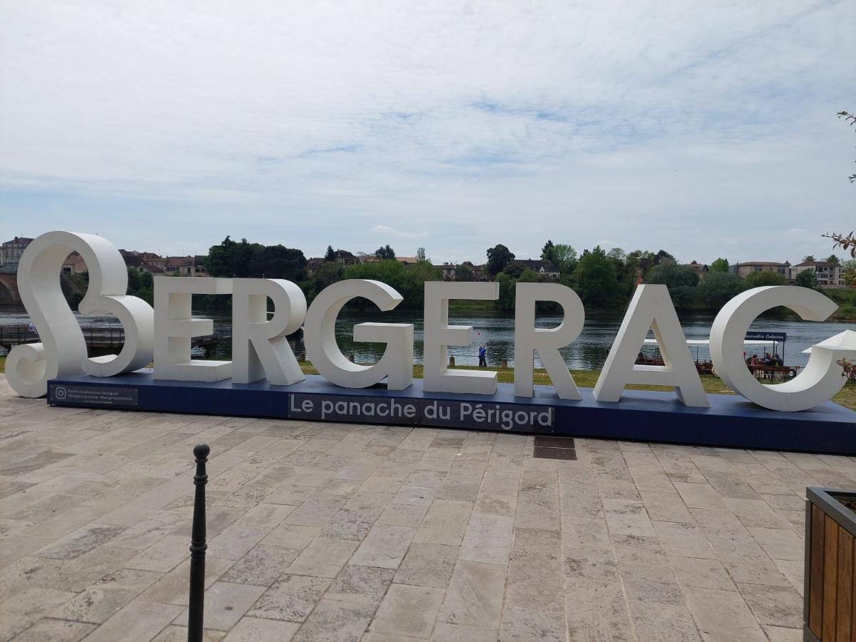 Moderne Historique Apartment Bergerac Exterior foto